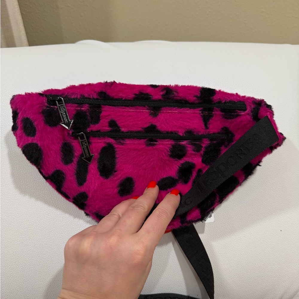LeSportsac x Madame fanny pack brand new - Picture 2 of 3